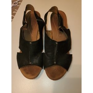 Clarks Black Annadel Eirwyn Sandals